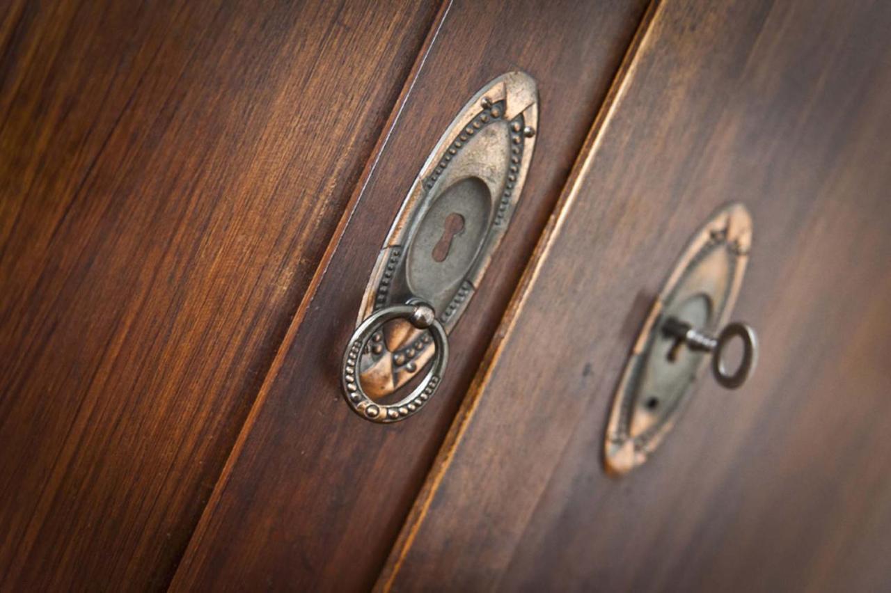 Domus Liberta - Boutique Rooms Триест Екстериор снимка