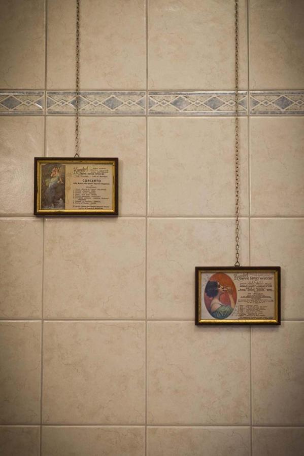 Domus Liberta - Boutique Rooms Триест Екстериор снимка