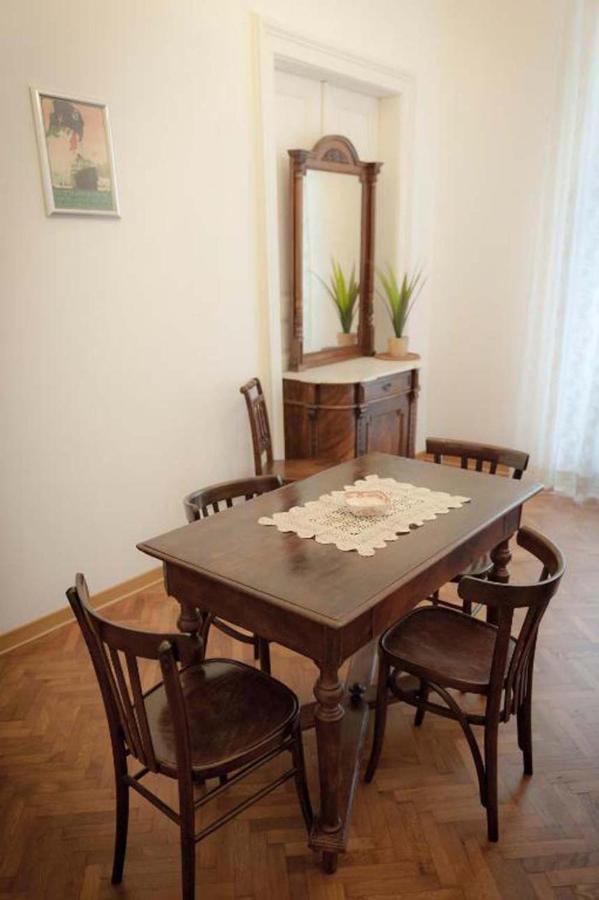 Domus Liberta - Boutique Rooms Триест Екстериор снимка